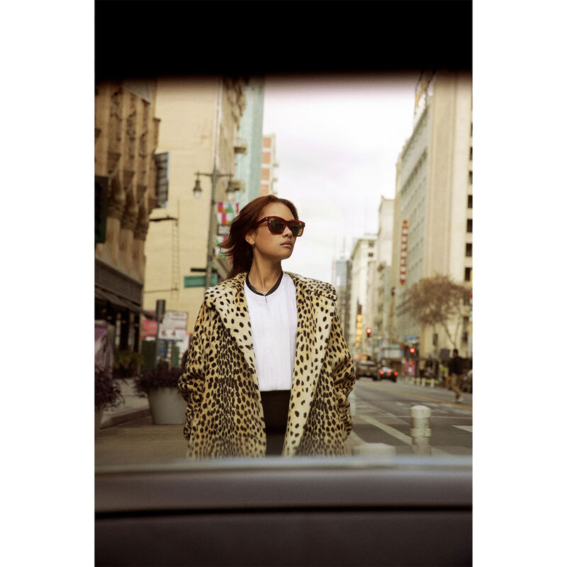 WINONA, Shiny Red Streaky-Mineral Polarized 555nm Cat 3 to 3, hi-res image number null